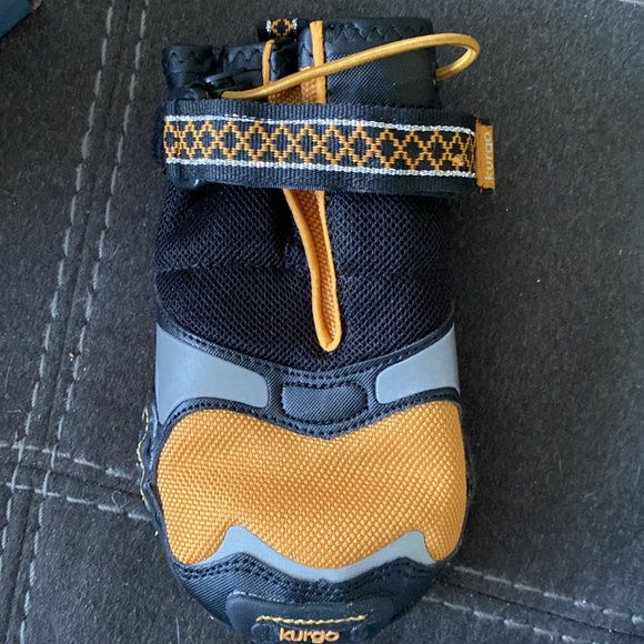 KURGO step and strobe dog shoes - Picture 3 of 8